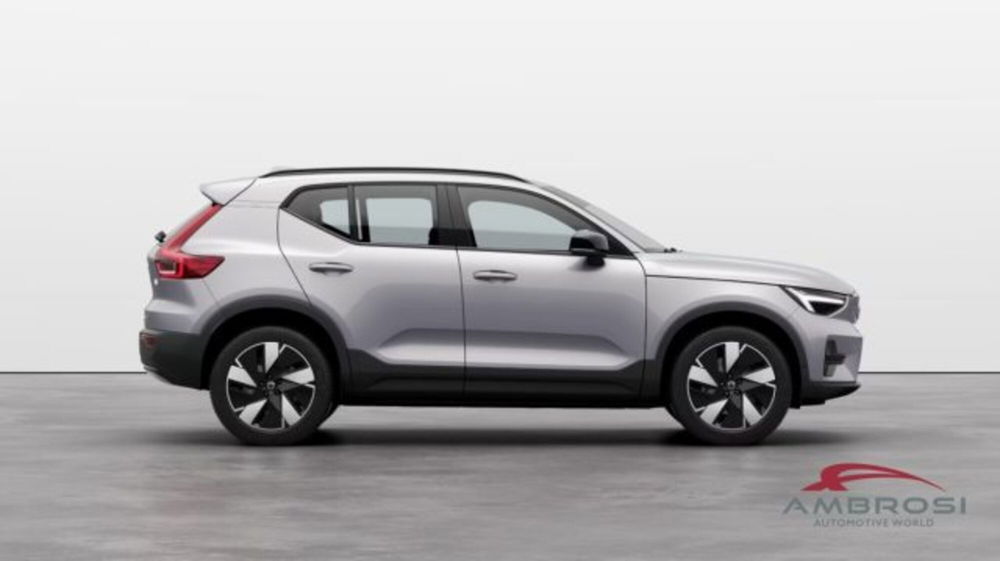 Volvo XC40 nuova a Perugia (2)