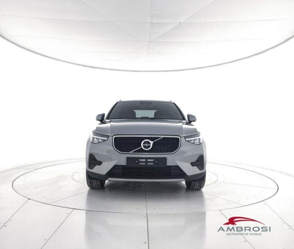 Volvo XC40 nuova a Perugia (5)