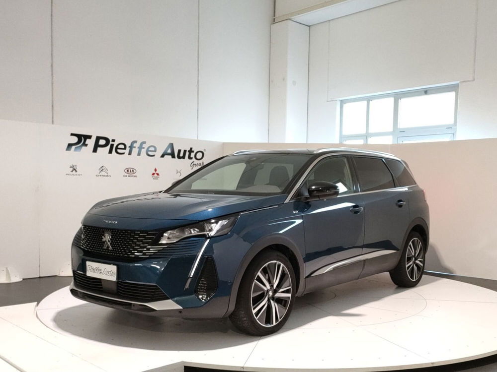 Peugeot 5008 usata a L'Aquila