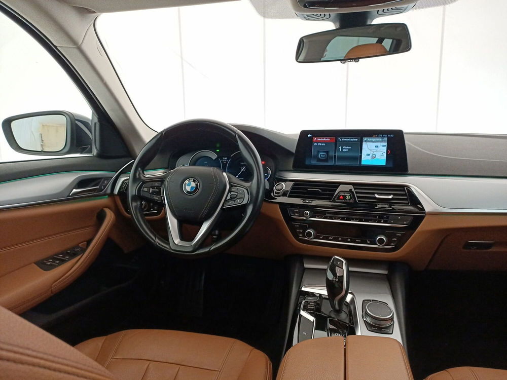 BMW Serie 5 Touring usata a Bari (9)