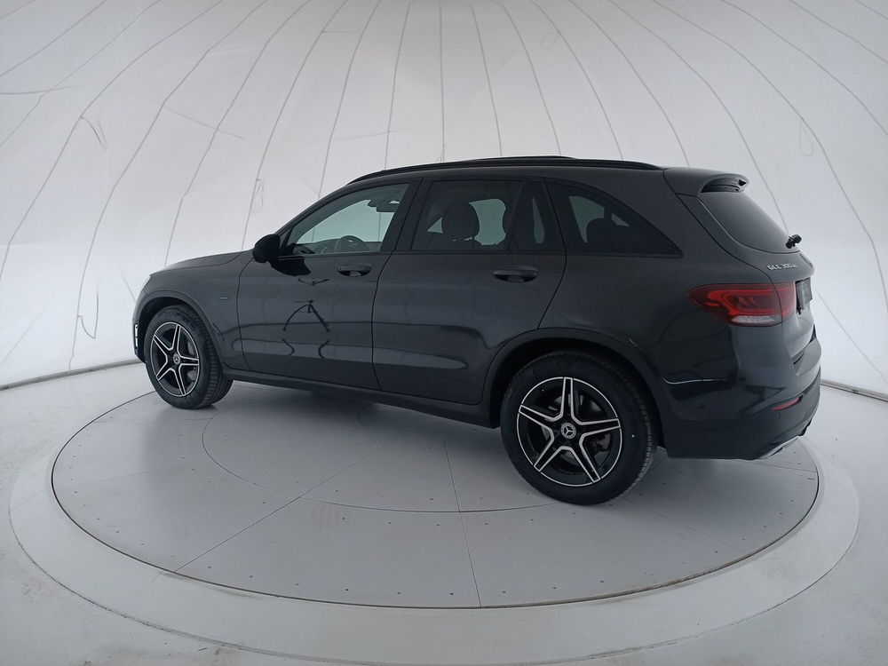 Mercedes-Benz GLC SUV usata a Bari (3)