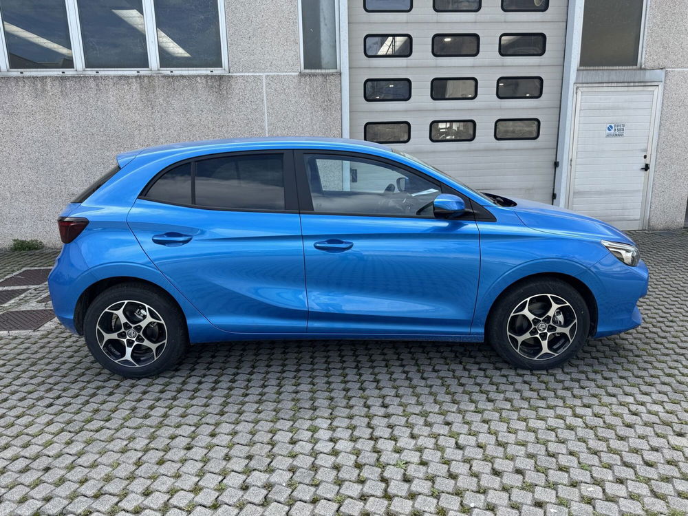 Mg MG3 nuova a Milano (8)