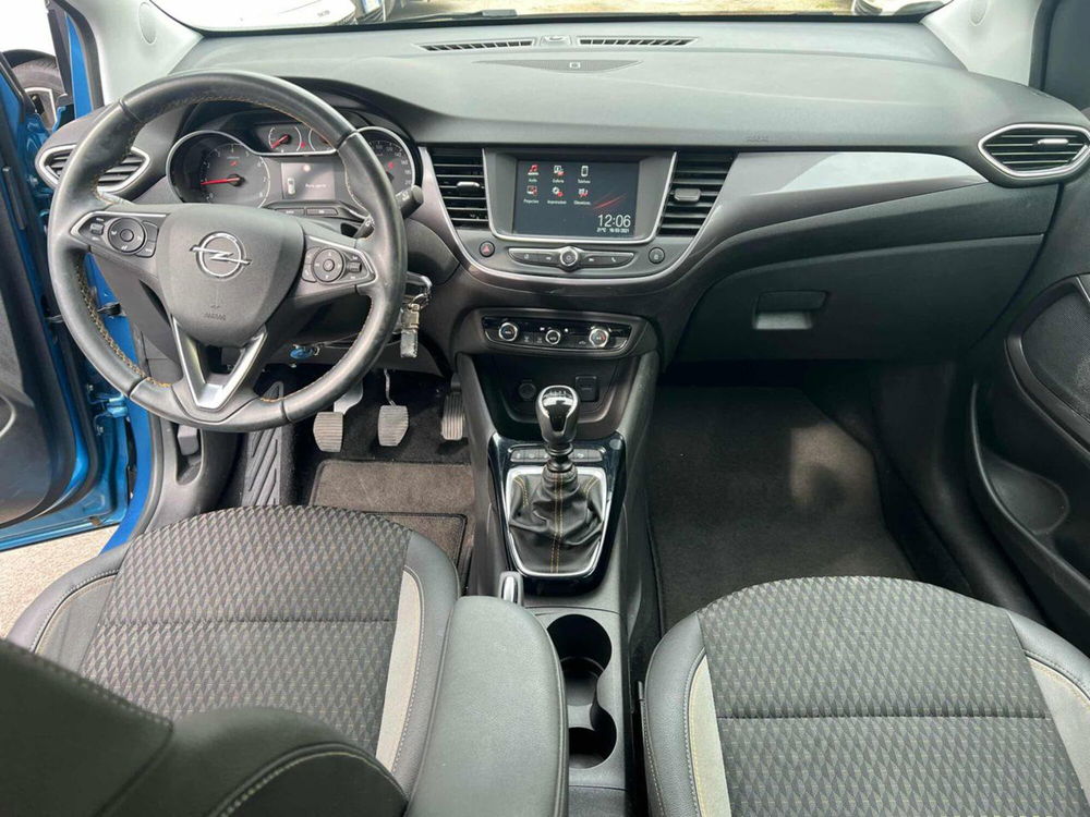 Opel Crossland X usata a Foggia (18)