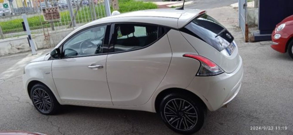 Lancia Ypsilon usata a Frosinone (4)