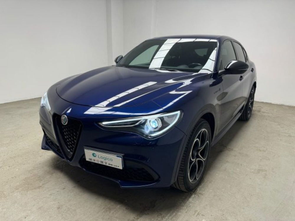 Alfa Romeo Stelvio usata a Biella (6)