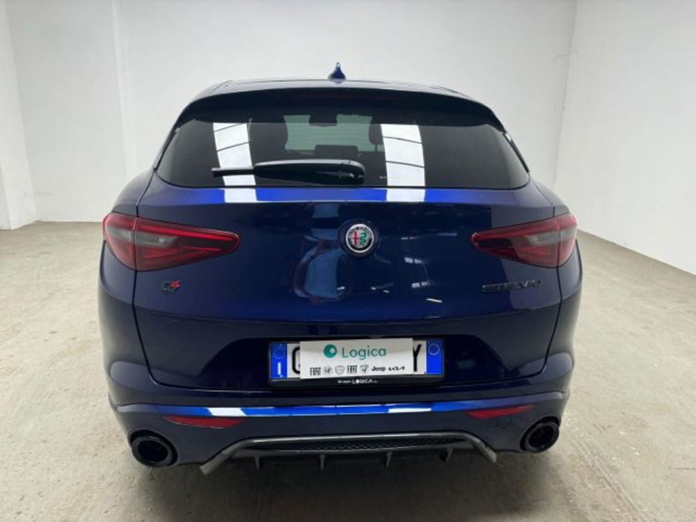 Alfa Romeo Stelvio usata a Biella (9)