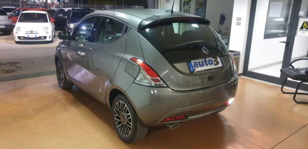 Lancia Ypsilon usata a Imperia (12)