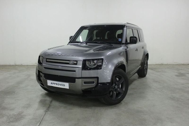 Land Rover Defender 110 2.0 Si4 PHEV 404 CV AWD Auto X-Dynamic S  del 2024 usata a Brescia