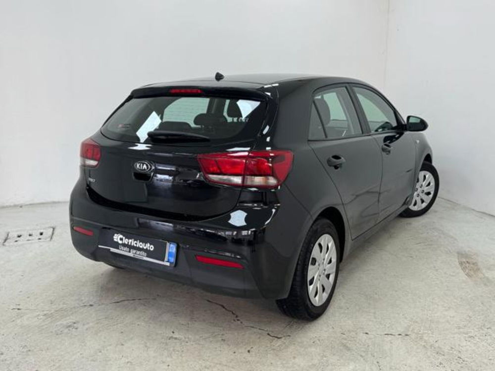 Kia Rio usata a Como (2)