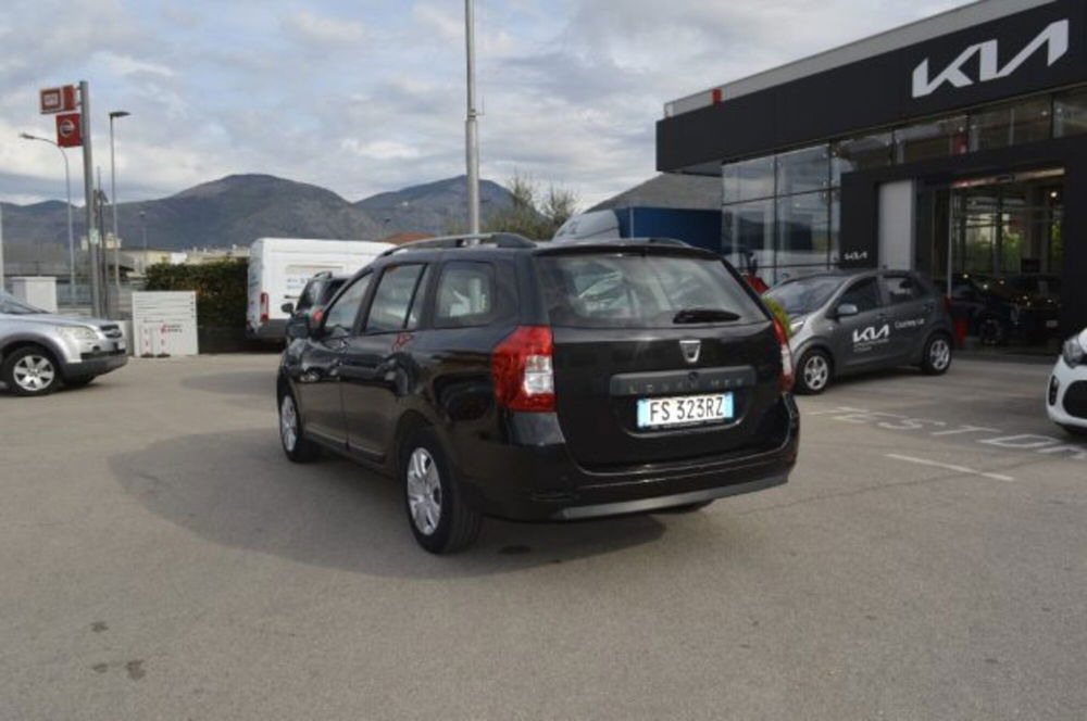 Dacia Logan usata a Latina (5)