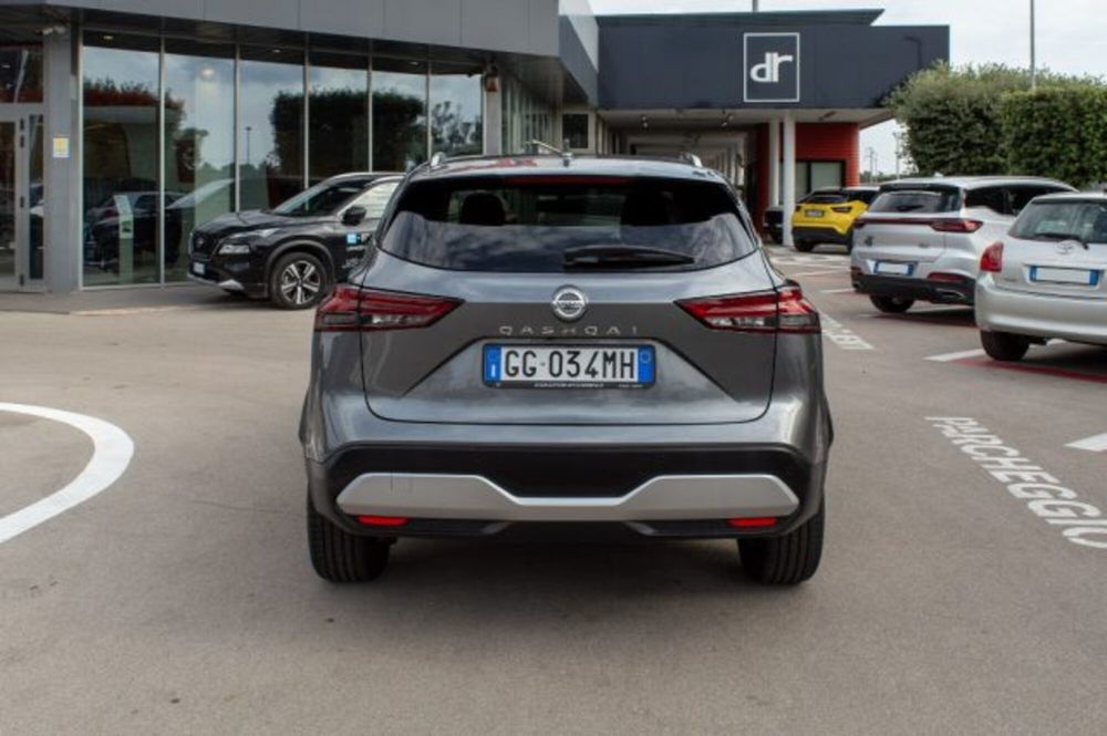 Nissan Qashqai usata a Latina (6)