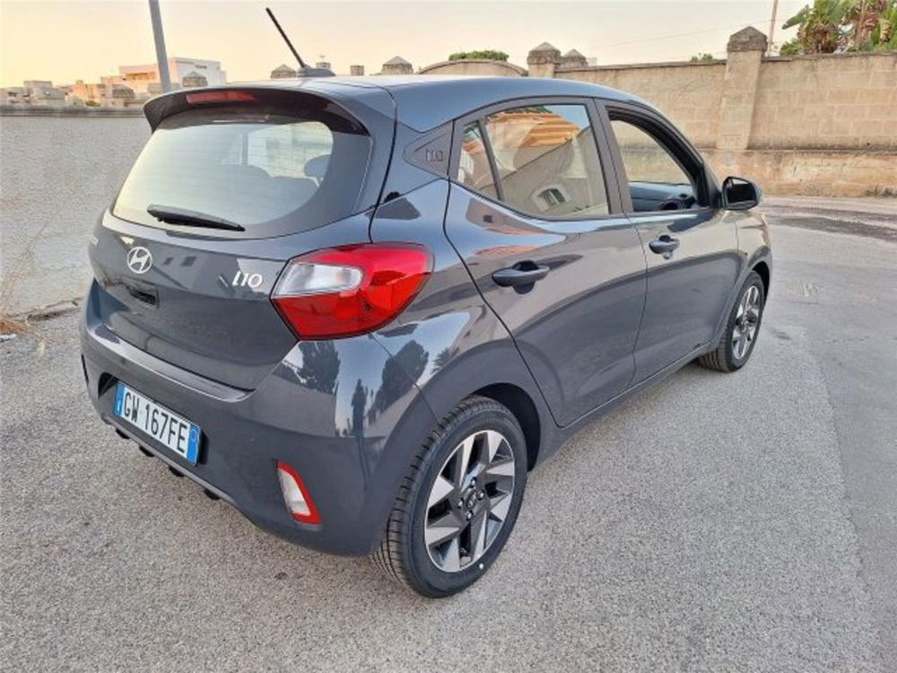 Hyundai i10 nuova a Bari (5)