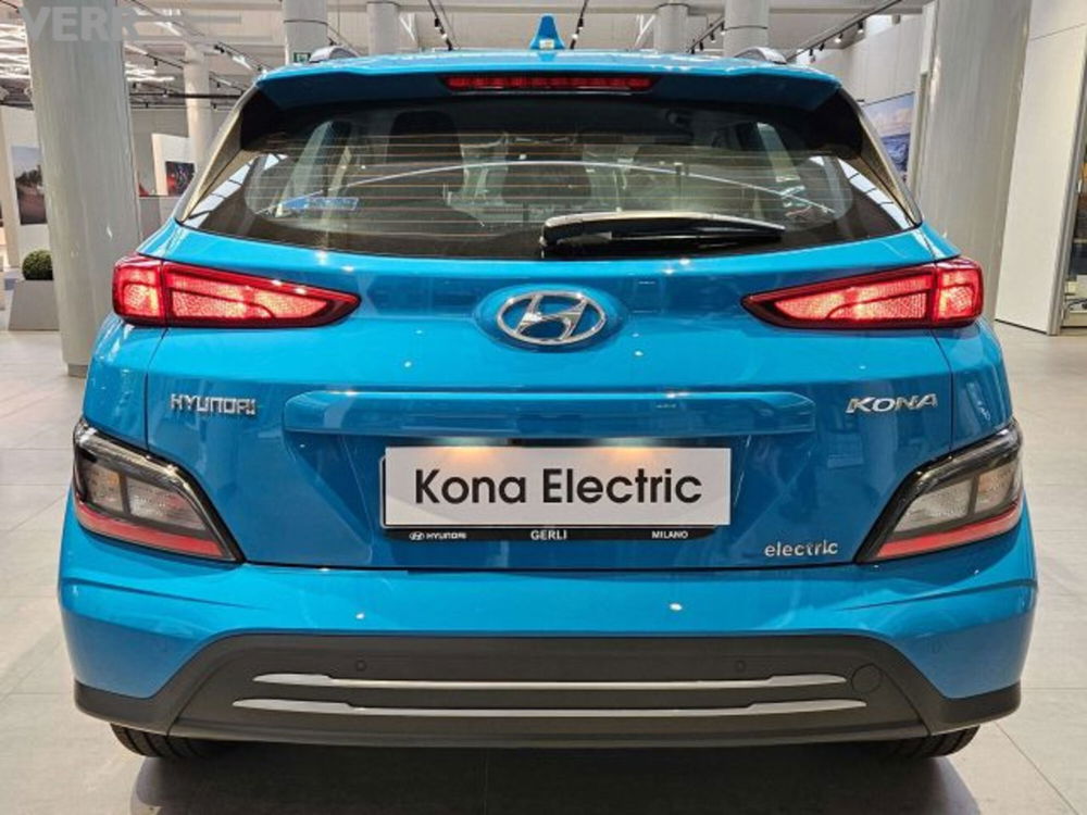 Hyundai Kona nuova a Milano (6)