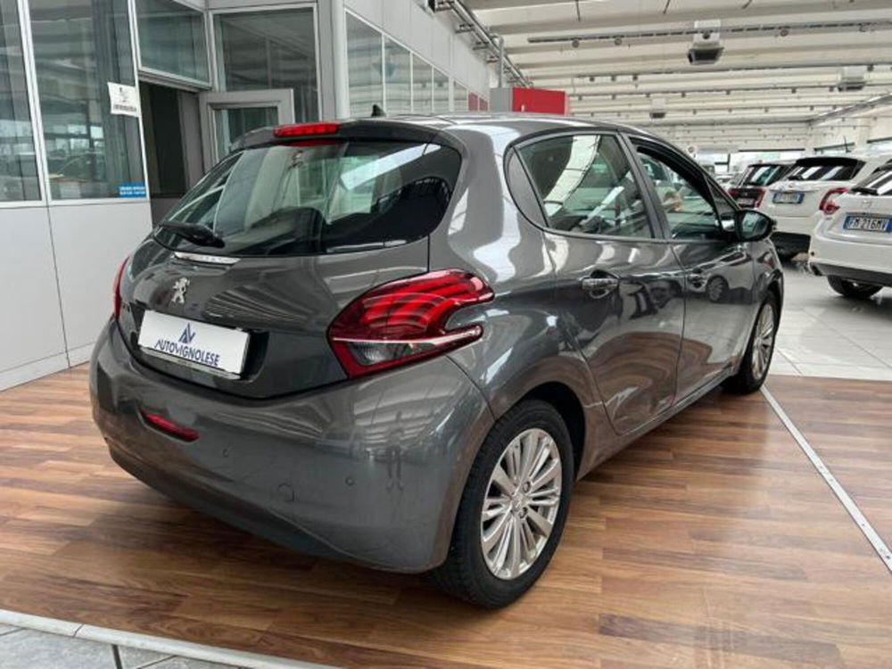 Peugeot 208 usata a Modena (3)