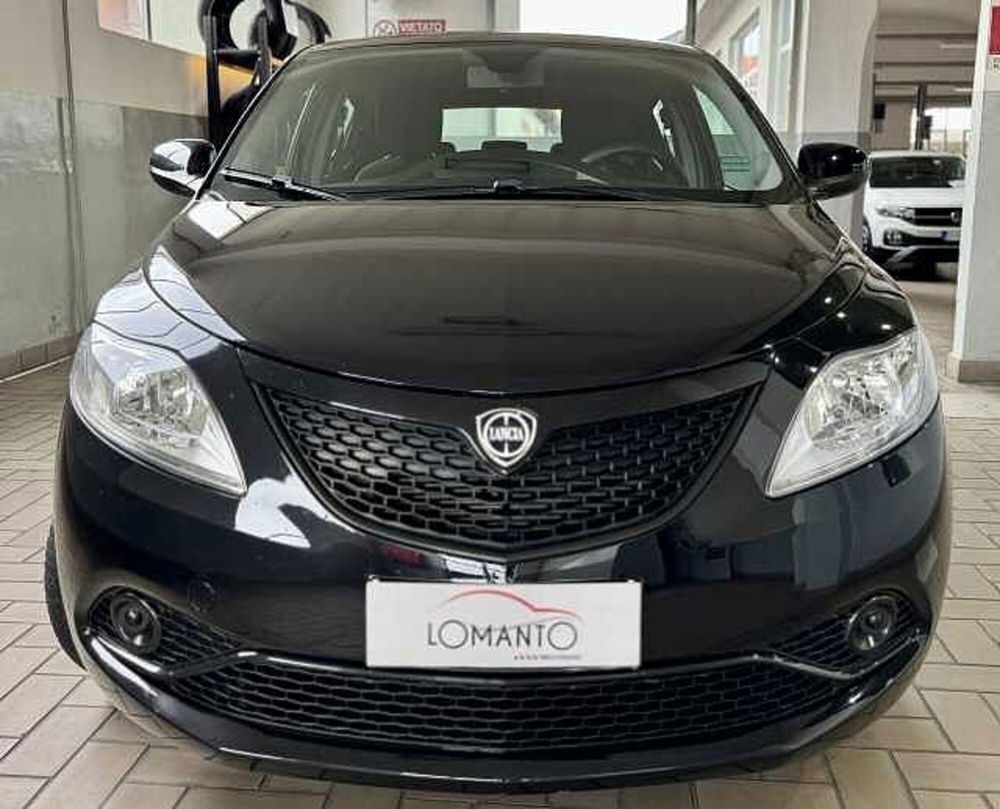 Lancia Ypsilon usata a Torino (2)