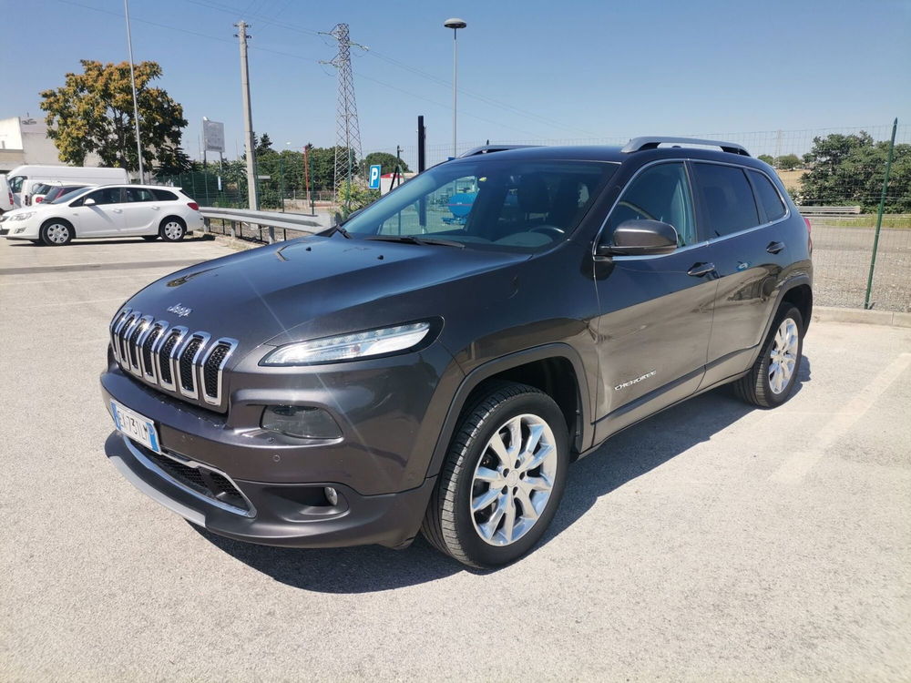 Jeep Cherokee usata a Matera