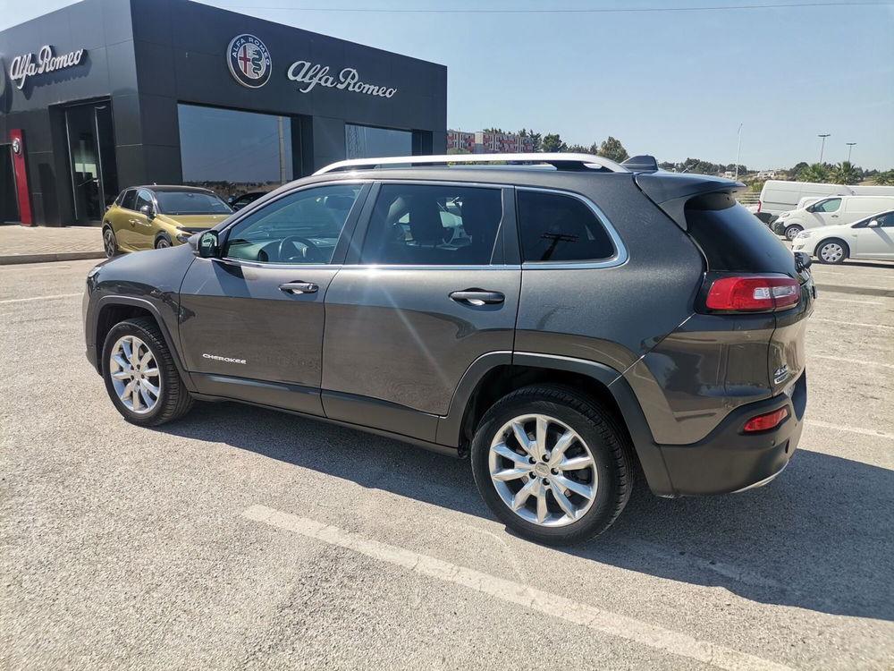 Jeep Cherokee usata a Matera (7)