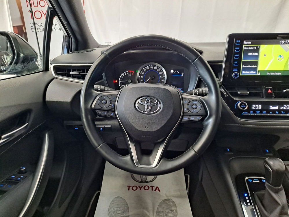 Toyota Corolla Touring Sports usata a Roma (13)