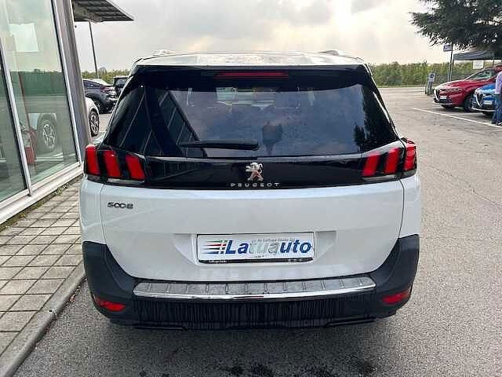 Peugeot 5008 usata a Ravenna (6)