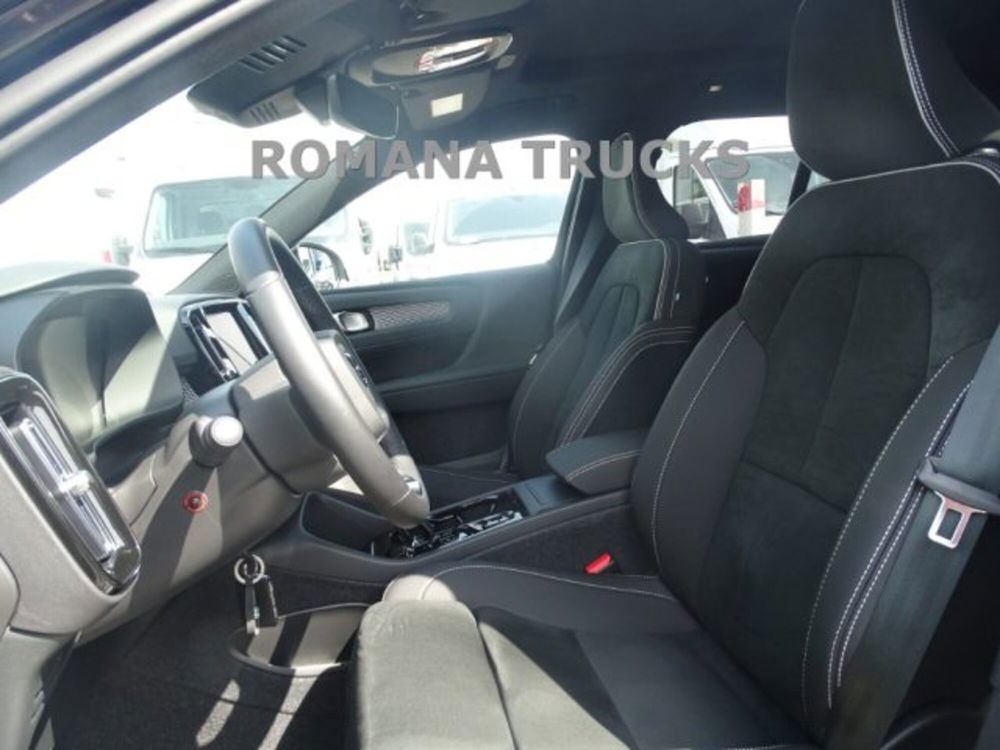 Volvo XC40 usata a Roma (11)