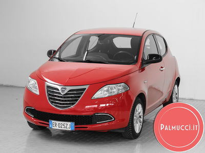 Lancia Ypsilon 1.2 69 CV 5 porte Gold  del 2013 usata a Prato