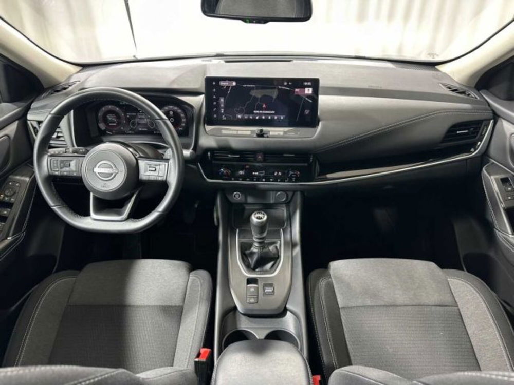 Nissan Qashqai usata a Sondrio (12)