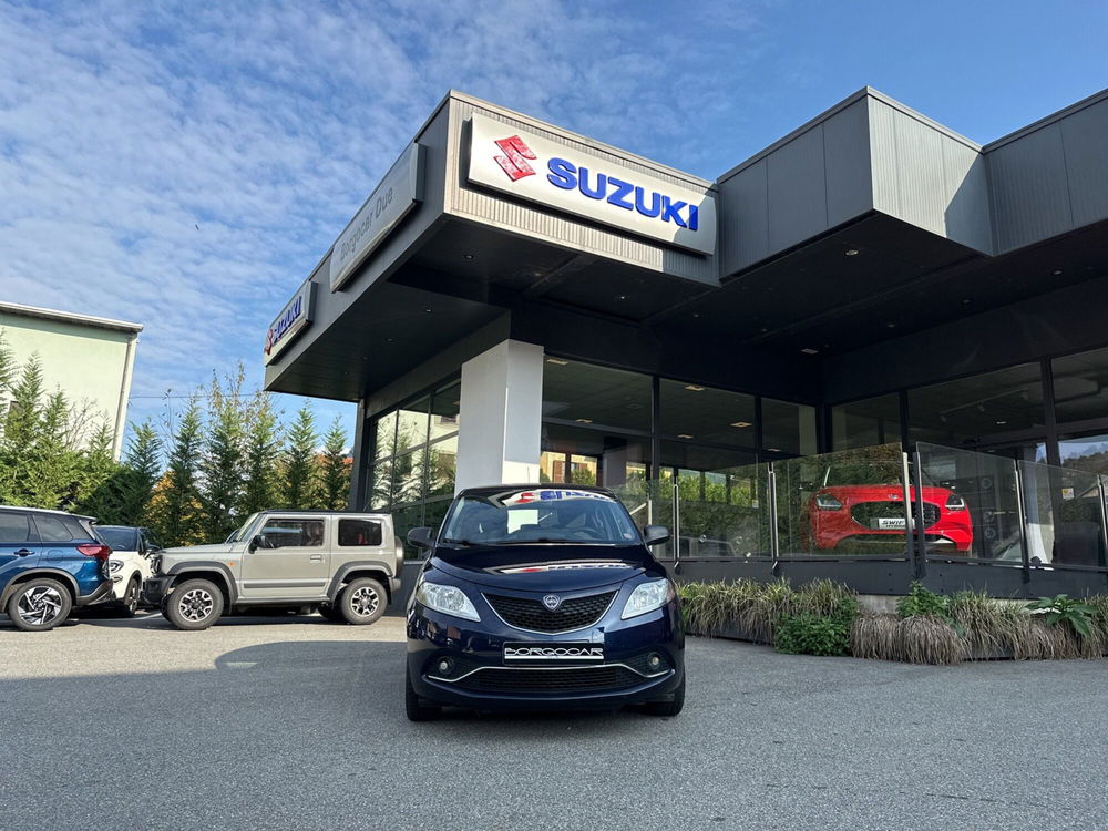 Lancia Ypsilon usata a Vercelli