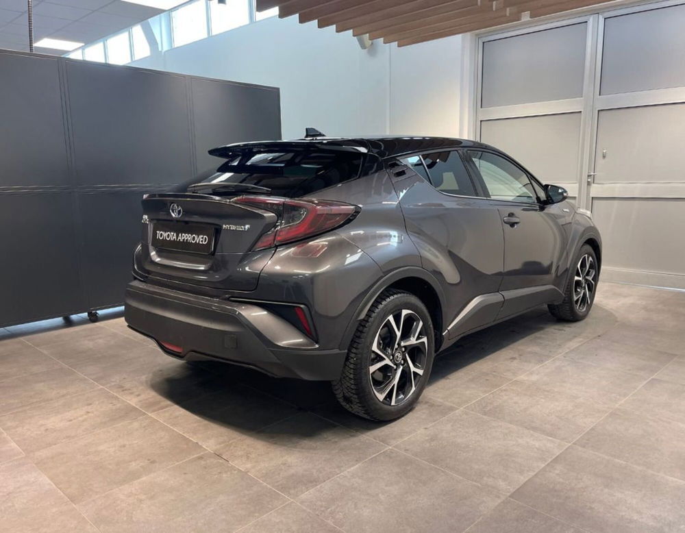 Toyota Toyota C-HR usata a Ferrara (18)