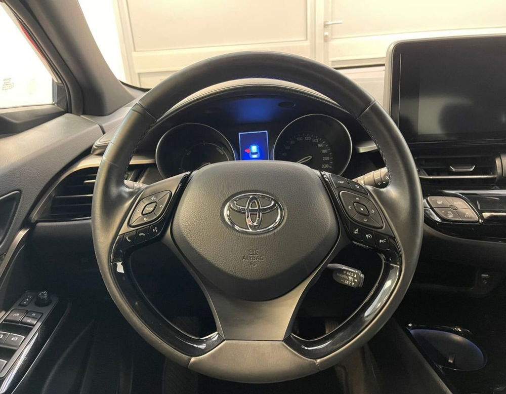 Toyota Toyota C-HR usata a Ferrara (9)