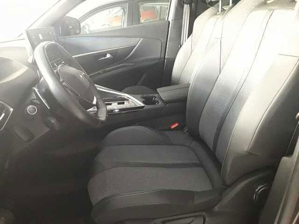 Peugeot 5008 usata a La Spezia (14)