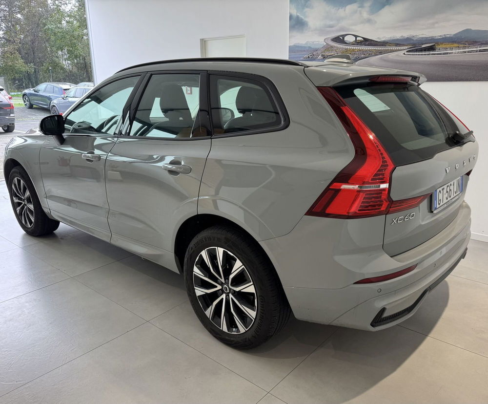 Volvo XC60 usata a Parma (12)