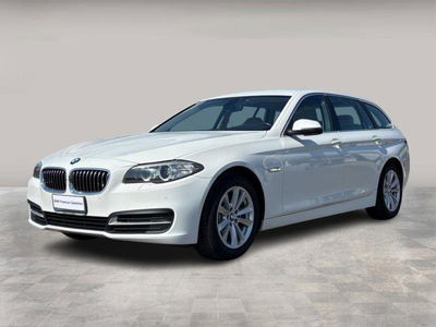 BMW Serie 5 Touring 520d  Business  del 2016 usata a Elmas