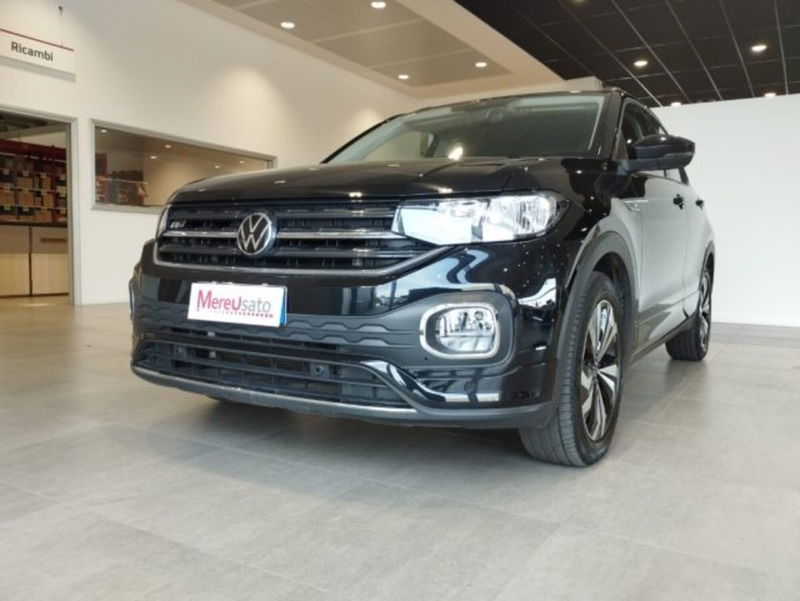 Volkswagen T-Cross 1.0 TSI 110 CV Sport del 2022 usata a Sassari