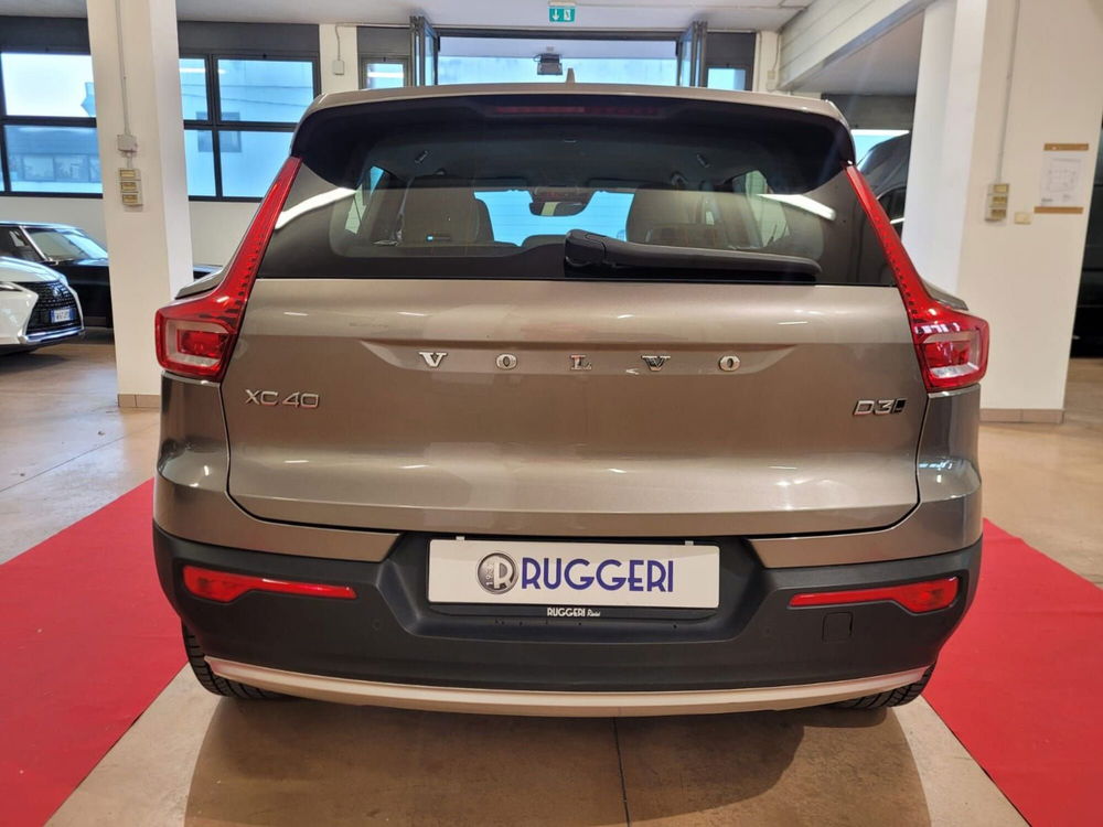 Volvo XC40 usata a Rimini (5)