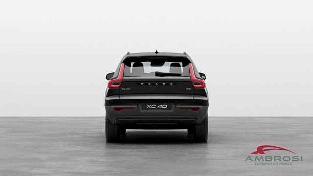 Volvo XC40 nuova a Viterbo (6)