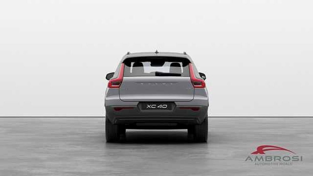 Volvo XC40 nuova a Viterbo (6)