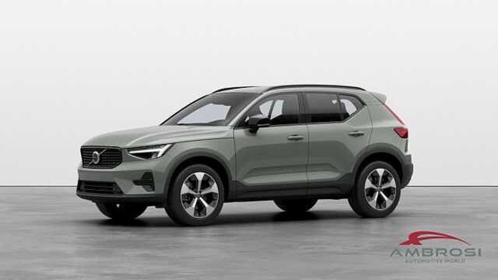 Volvo XC40 nuova a Viterbo