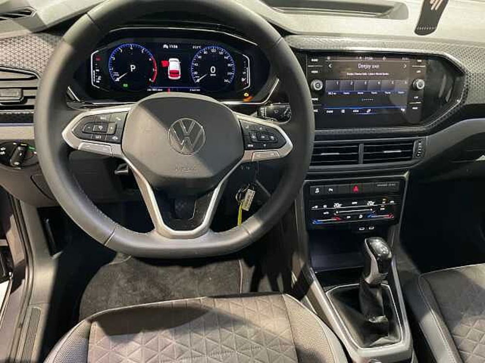 Volkswagen T-Cross usata a Genova (11)