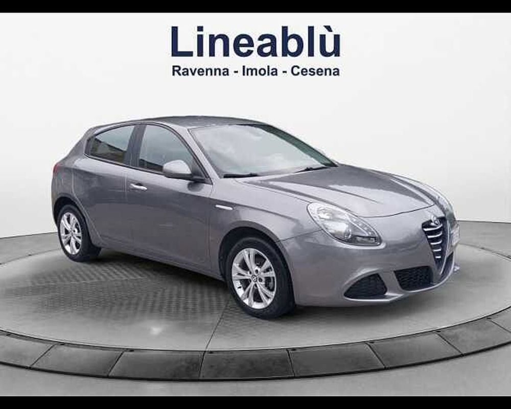 Alfa Romeo Giulietta usata a Ravenna (7)