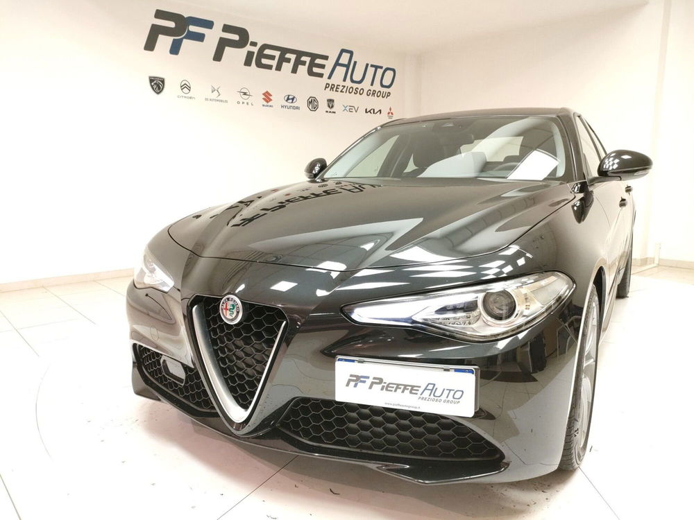 Alfa Romeo Giulia usata a Teramo (8)