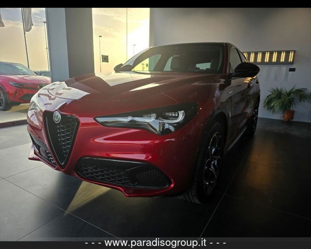 Alfa Romeo Stelvio nuova a Catanzaro