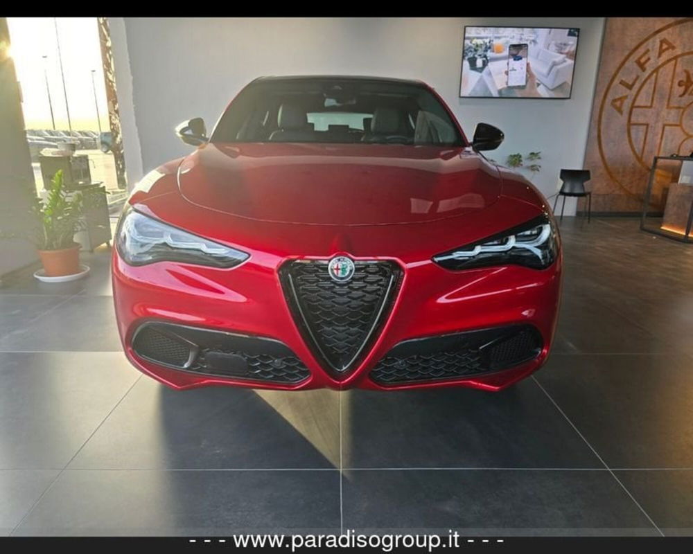 Alfa Romeo Stelvio nuova a Catanzaro (2)