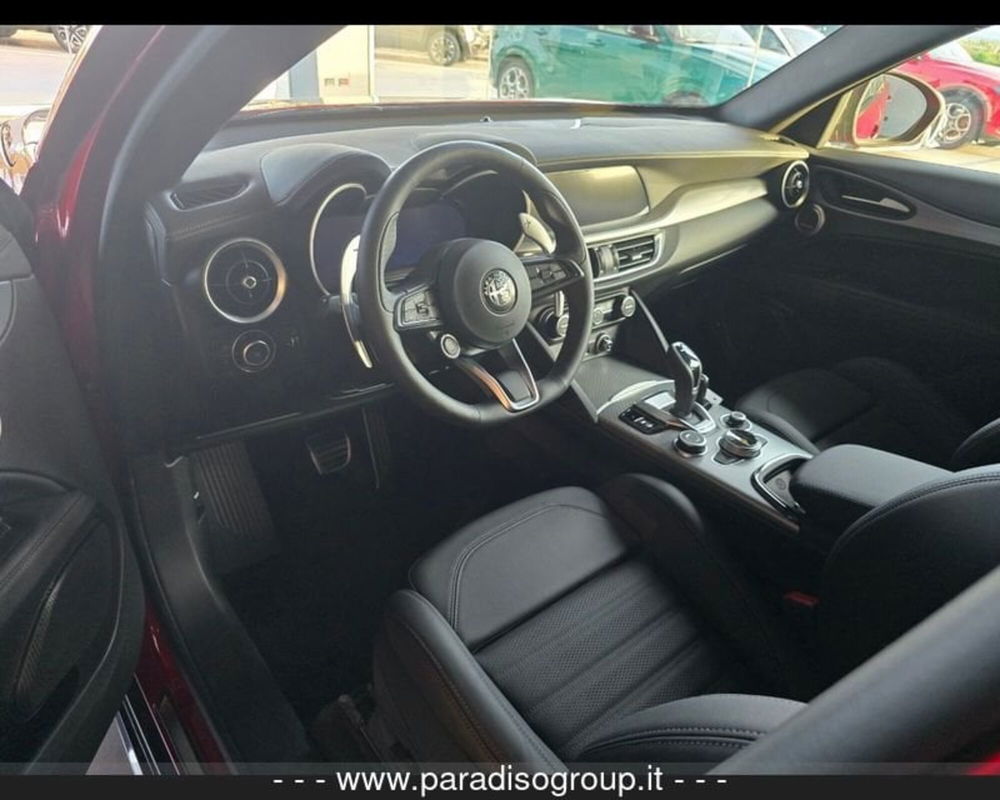 Alfa Romeo Stelvio nuova a Catanzaro (5)