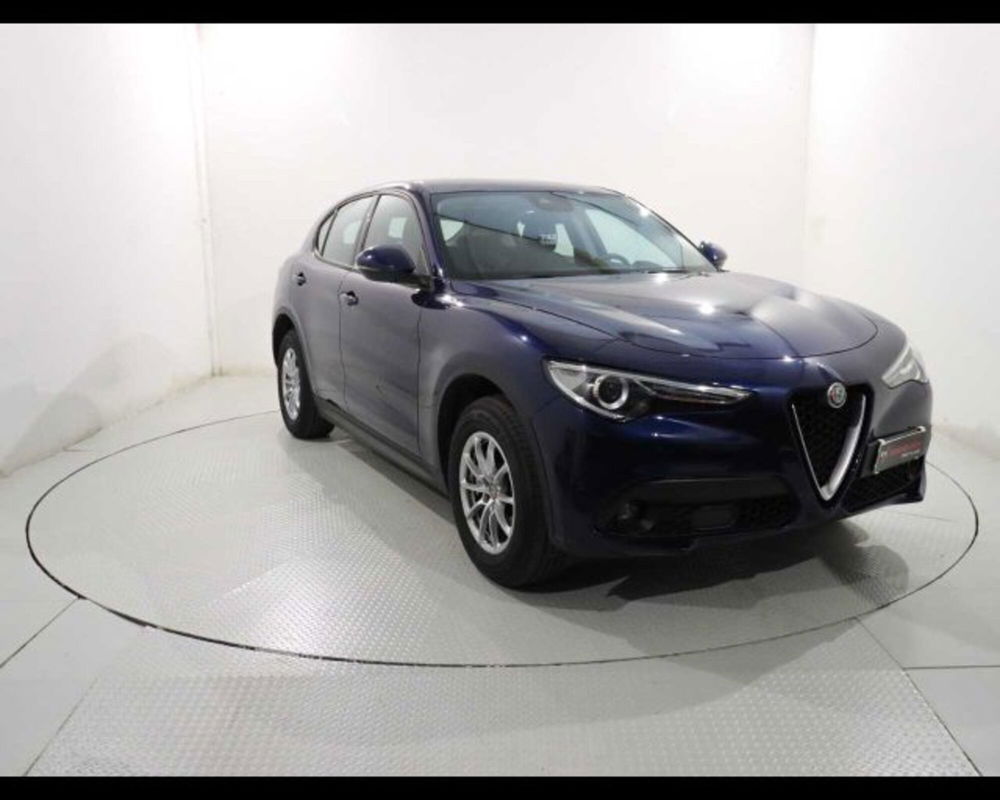 Alfa Romeo Stelvio usata a Bologna (8)