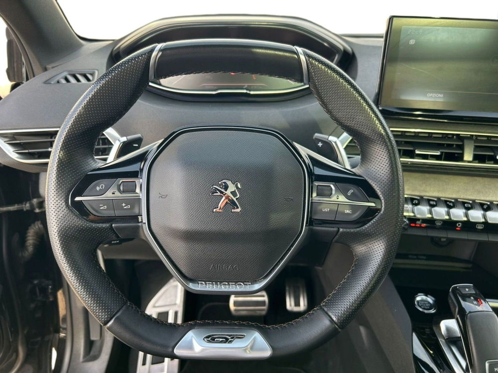 Peugeot 3008 usata a Bari (9)