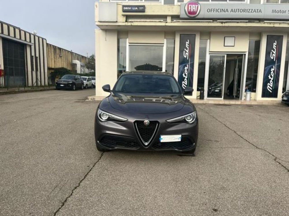 Alfa Romeo Stelvio usata a Firenze (2)