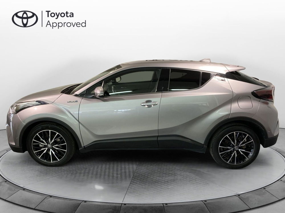 Toyota Toyota C-HR usata a Milano (3)