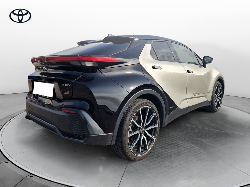 Toyota Toyota C-HR usata a Cremona (4)