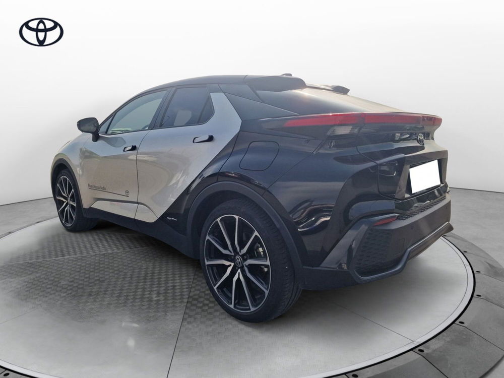 Toyota Toyota C-HR usata a Cremona (6)