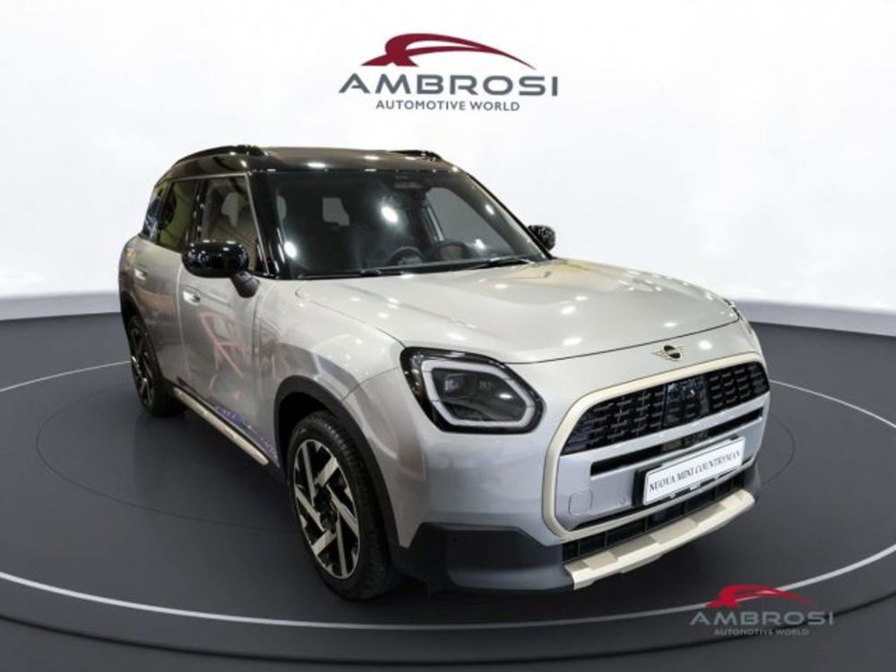 MINI Mini Countryman nuova a Perugia (2)